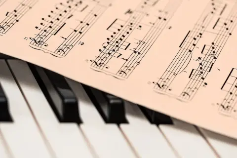 Najsłynniejsze utwory muzyki klasycznej, które musisz znać i pokochać