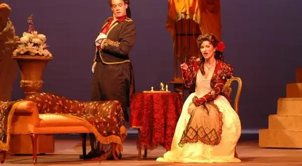 Czym się różni opera od operetki? Odkryj kluczowe różnice